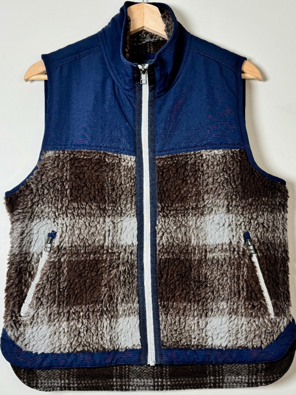 Toad&Co Women's Sespe Sherpa Vest Plaid Navy Ash Sz Large